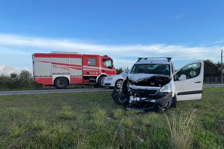 La Peugeot coinvolta nell'incidente (L'Unione Sarda - Murru)