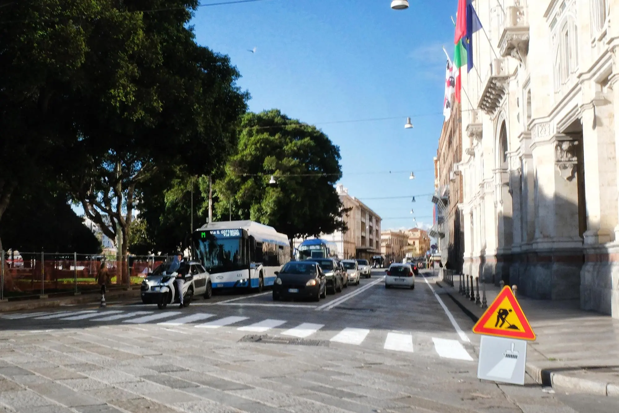 11 12 24 cagliari via roma ripristinata la svolta a sinistra verso il largo - foto giuseppe ungari