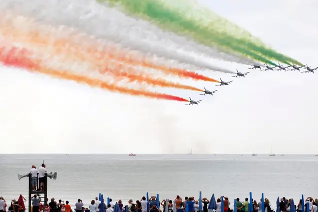 Le frecce tricolori al Poetto