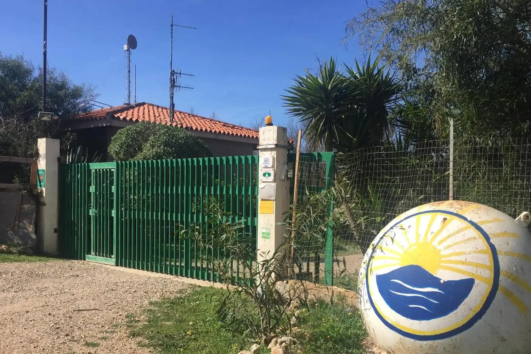 L'ingresso del campeggio (Foto concessa)