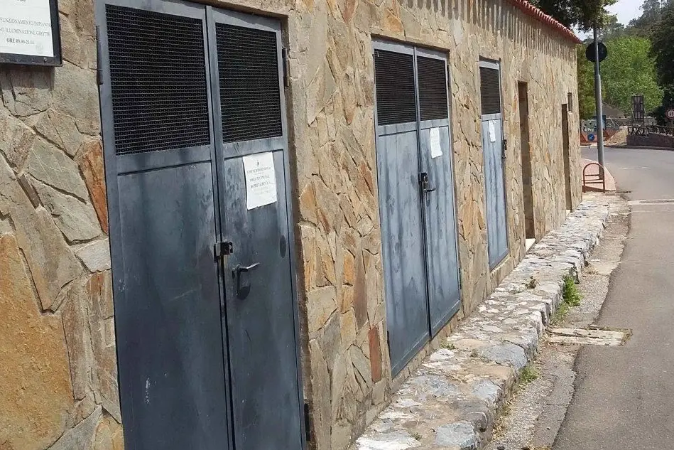 La cabina sorgente de "S'acqua callenti", uno degli impianti idrici gestiti dalla partecipata Domusacqua