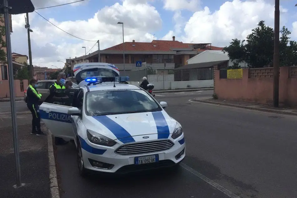 I rilievi della polizia locale (L'Unione Sarda - E.Sanna)