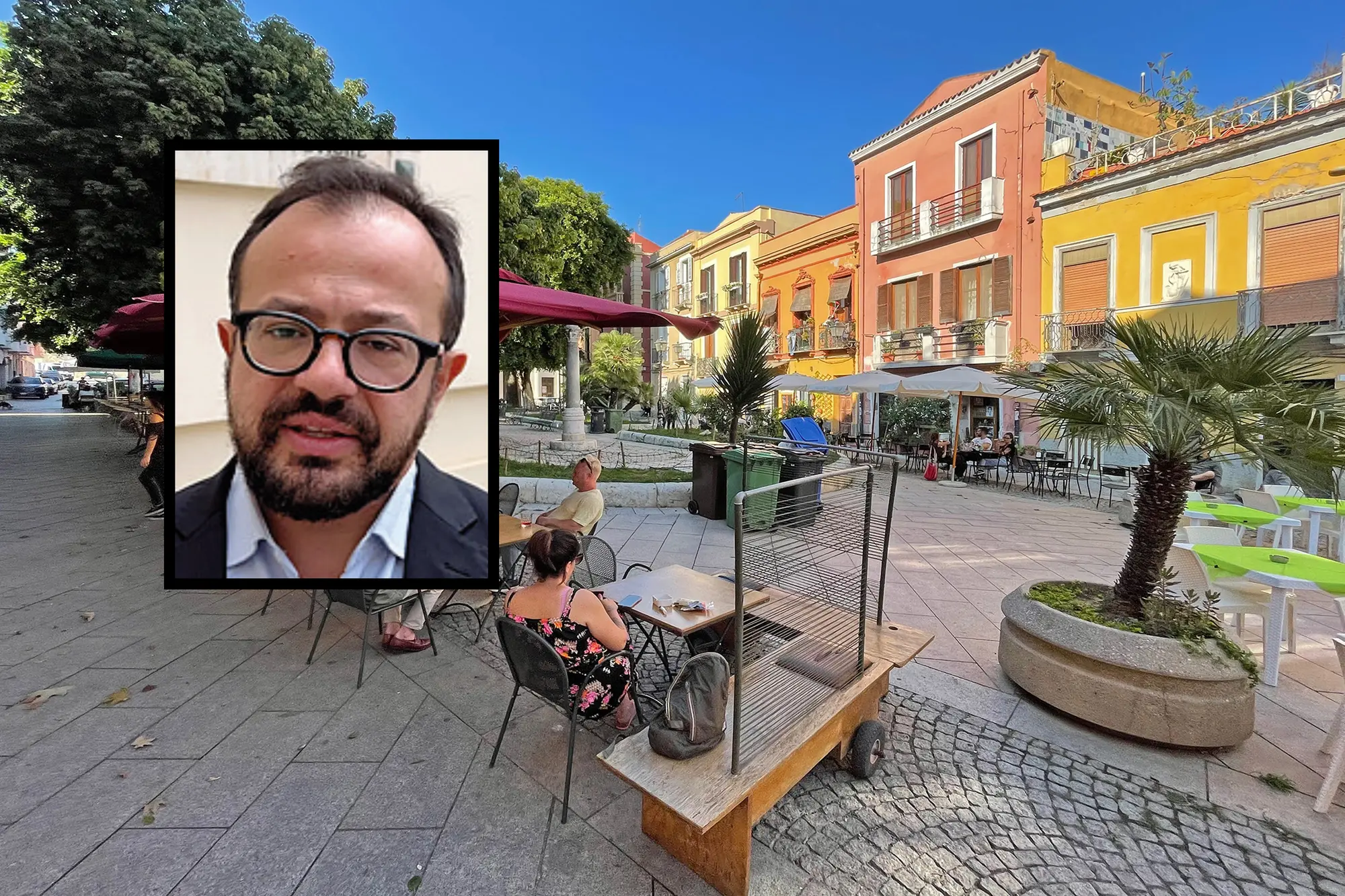 Piazza San Domenico, a sinistra Emanuele Frongia (L'Unione Sarda)