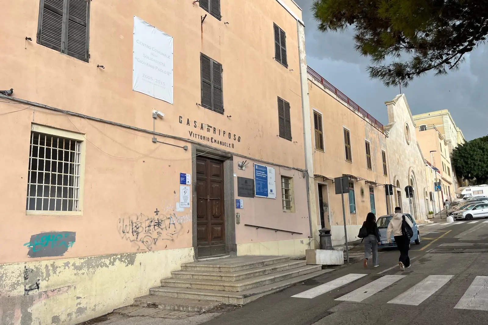 Il dormitorio di viale Sant’Ignazio, a Cagliari, dove sorgerà la Casa della solidarietà