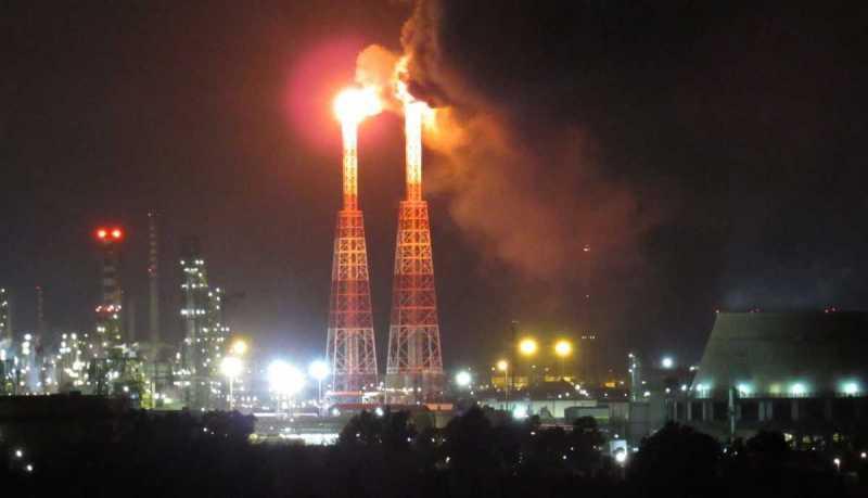 Sarroch, incendio alla Saras: scatta il pronto intervento d’emergenza