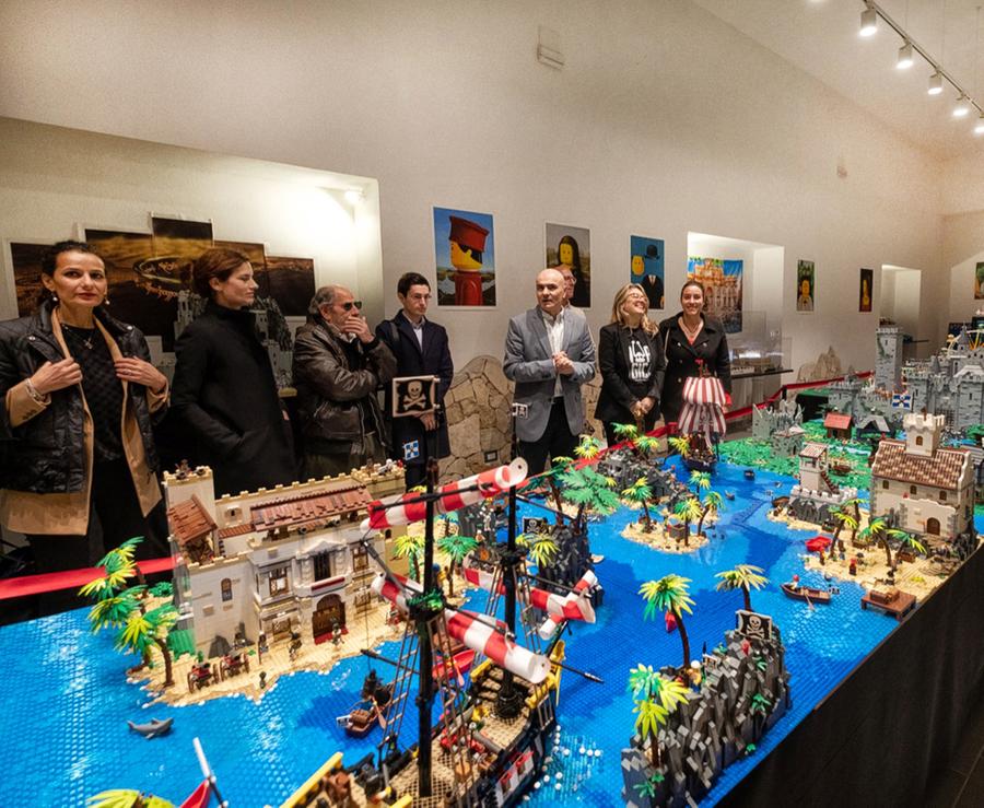 Il museo del mattoncino fa tappa in città