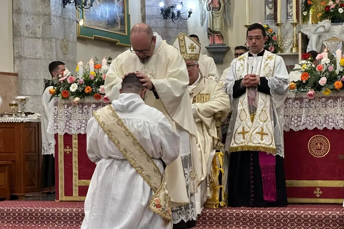 La cerimonia (Foto concessa)