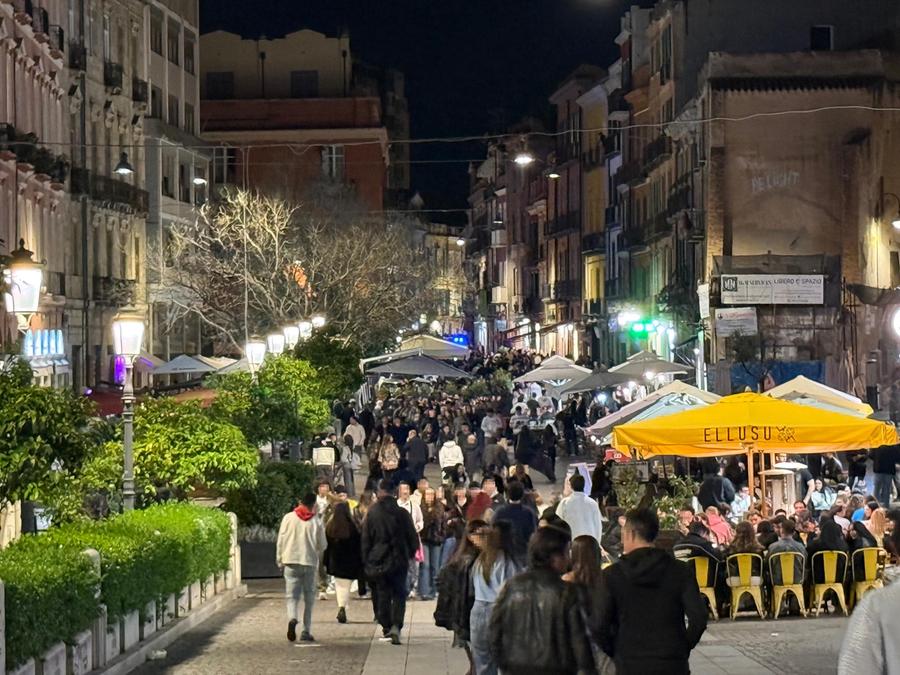 Movida e nuove regole: Cagliari verso l’intesa tra commercianti, Comune e residenti