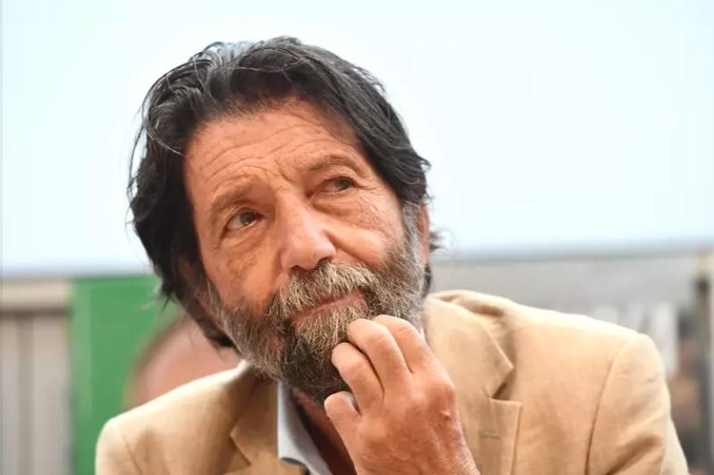 Massimo Cacciari se pri 81 letih poroča s 52-letno Chiaro Patriarca