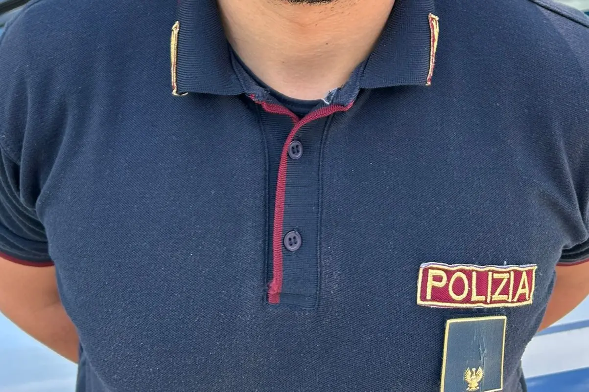 La piccola è stata salvata dagli agenti