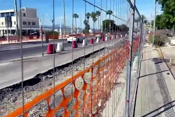 Via Roma, stop agli scavi dopo il ritrovamento archeologico: «Un effetto domino»