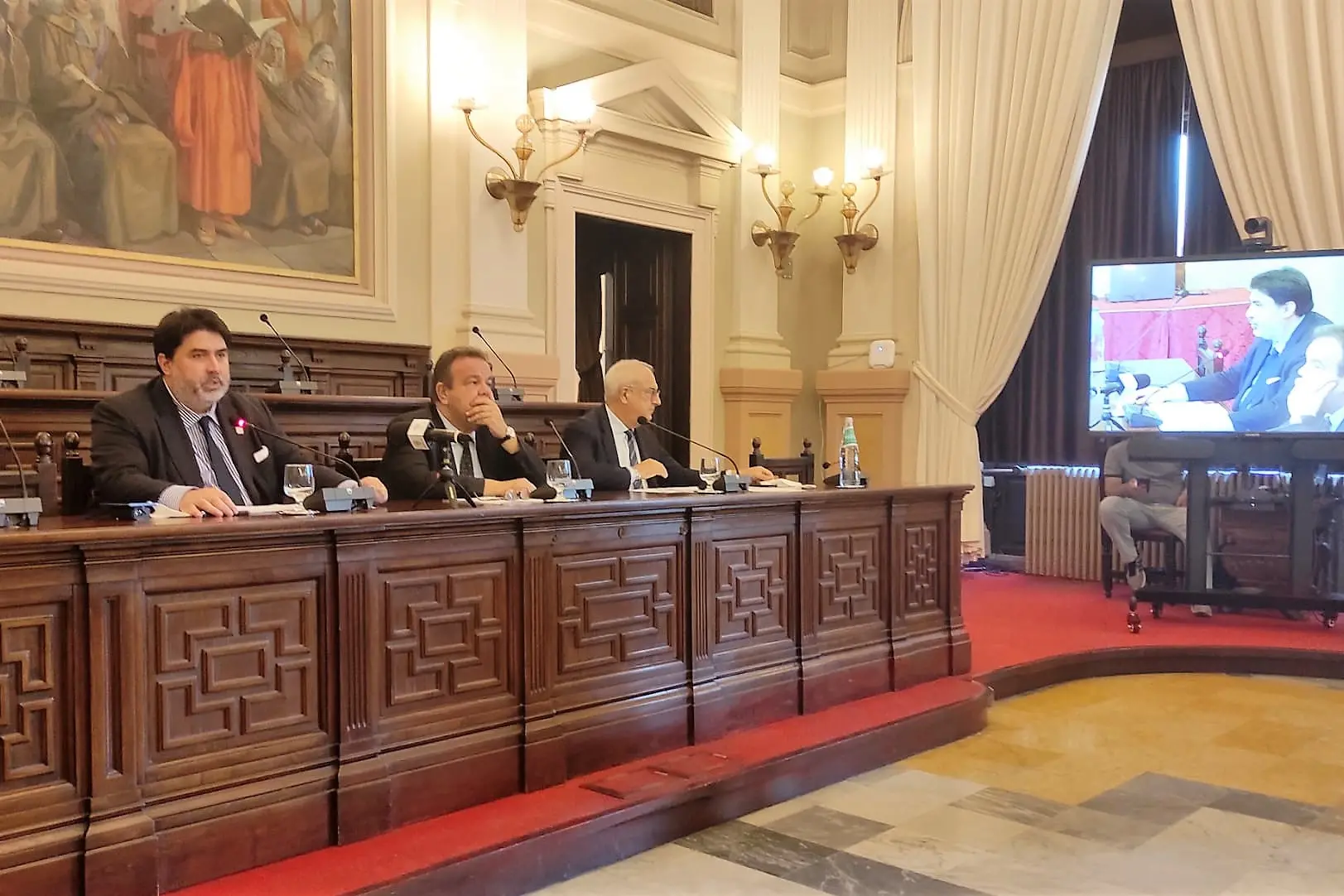 Un momento della conferenza stampa in Aula Magna dell'Università di Sassari (foto L'Unione Sarda - Marras)
