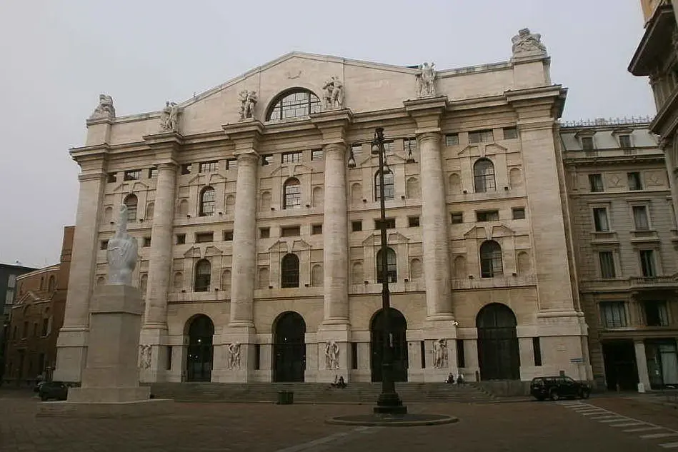 Piazza Affari (Wikipedia)