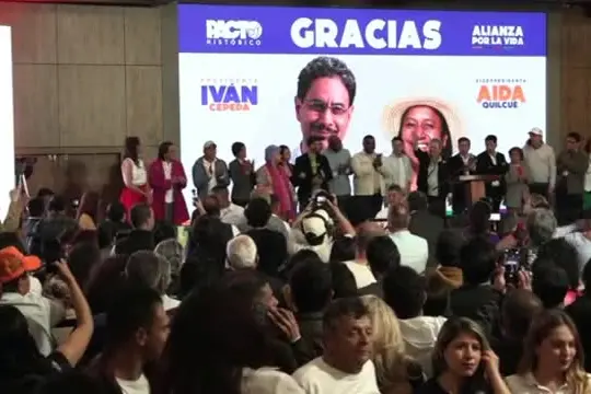 Colombia, De la Espriella avanti: ballottaggio con Cepeda