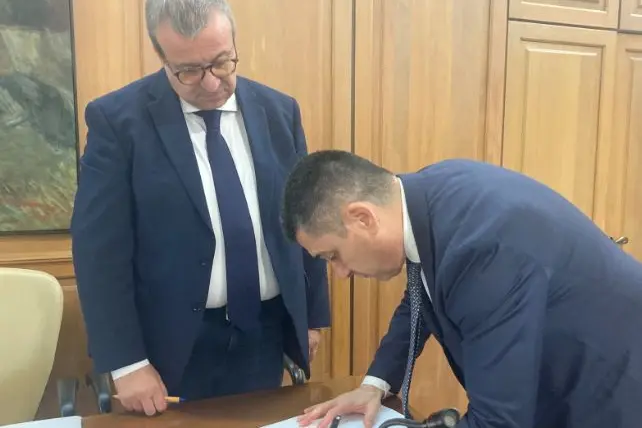 L'assessore Cani e il sindaco Mulas (foto Pala)