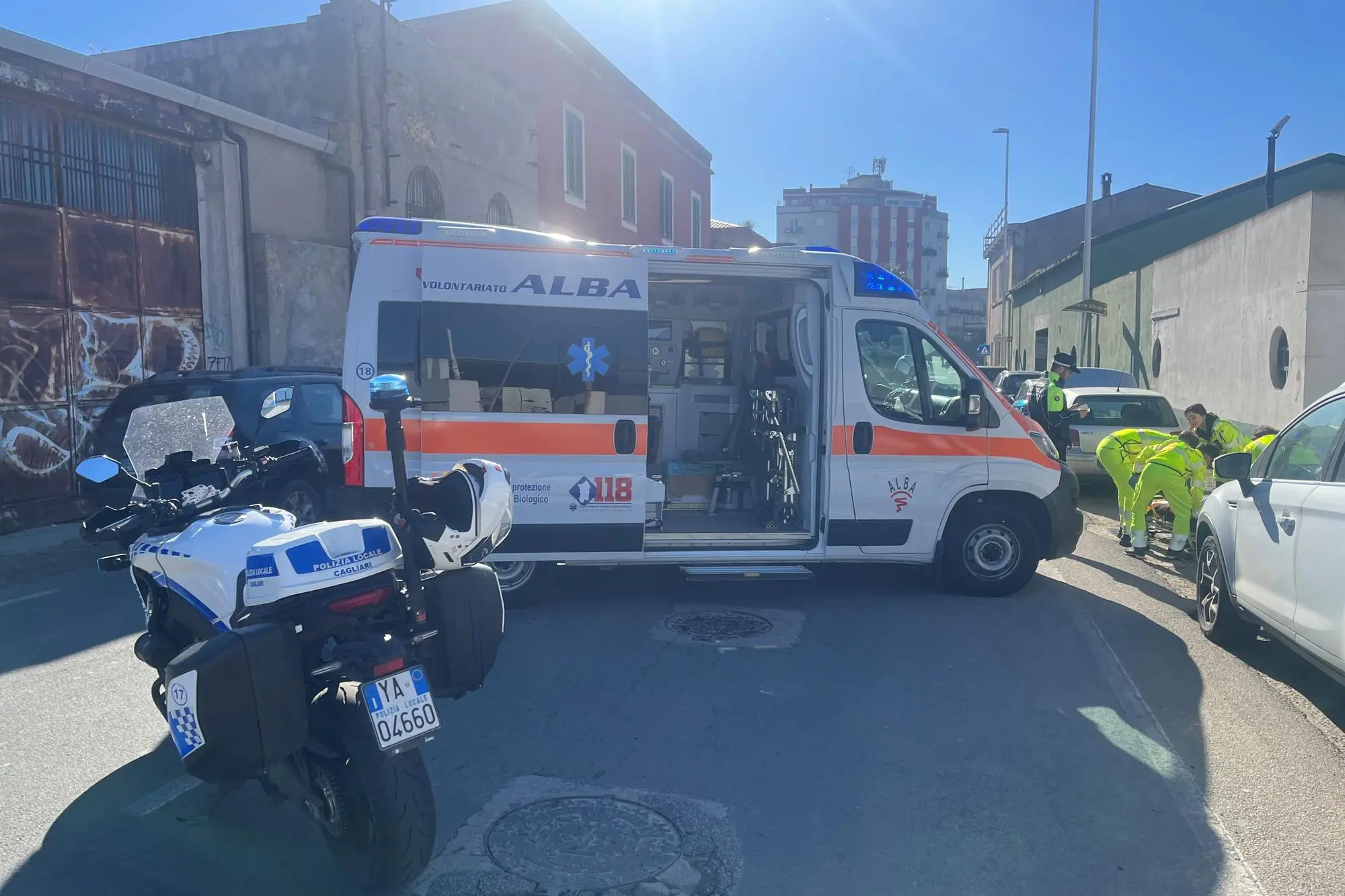 I soccorsi in viale Elmas