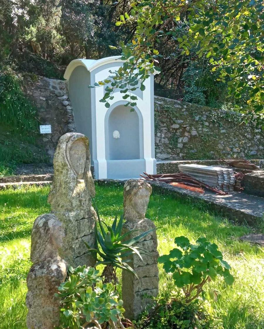 Restaurata la fontanella di Serapide, ma è ancora senza acqua