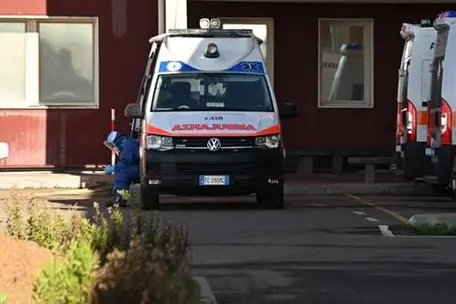 Un'ambulanza (Archivio L'Unione Sarda)