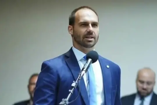 Brasile, 4 anni al figlio di Bolsonaro per lobbying su Trump