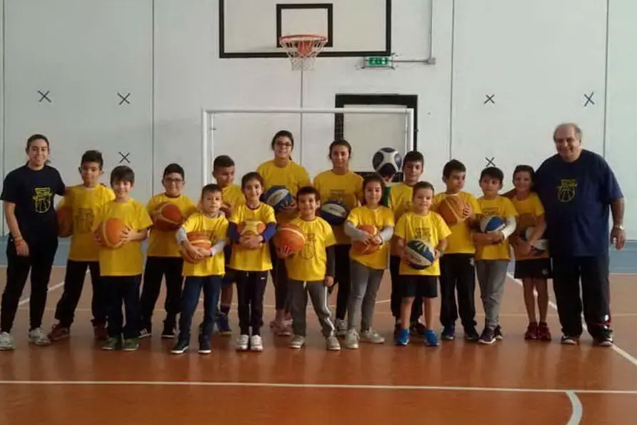 I giovanissimi atleti del Basket Senorbì