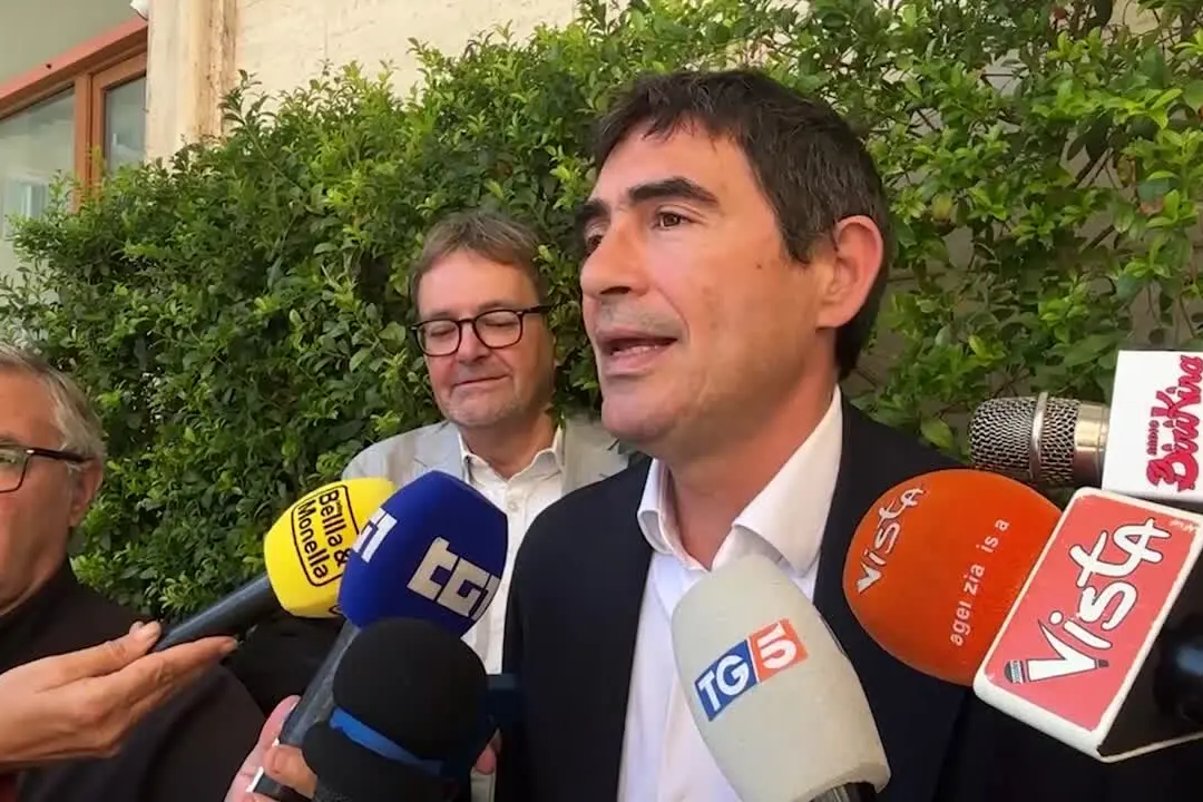 Regeni, Fratoianni: "Parole indecenti di Tajani sull'Egitto, si dimetta"