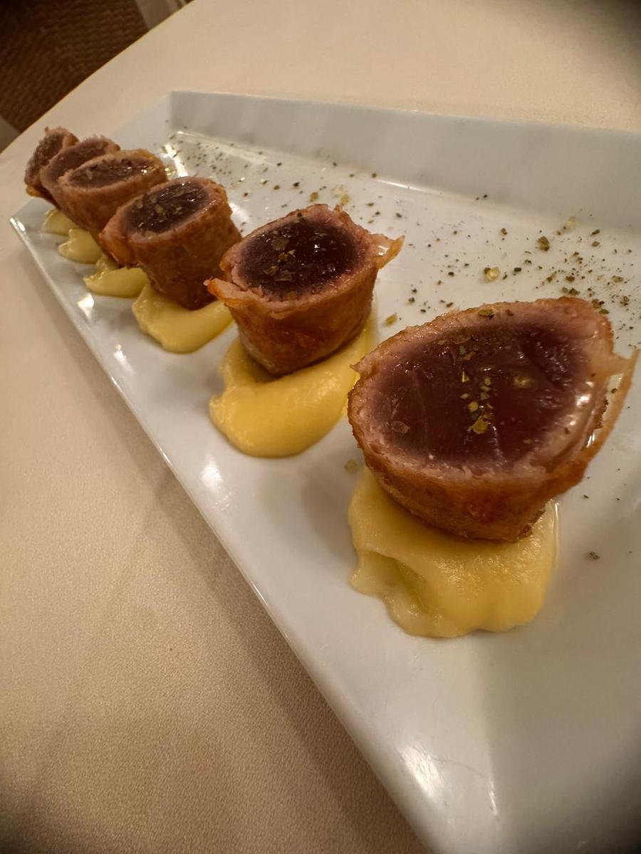Il Girotonno si rinnova: i gustosi bocconcini di tonno rosso e guanciale su vellutata di patate e cipolla