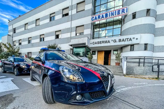 La caserma di Alghero (foto carabinieri)