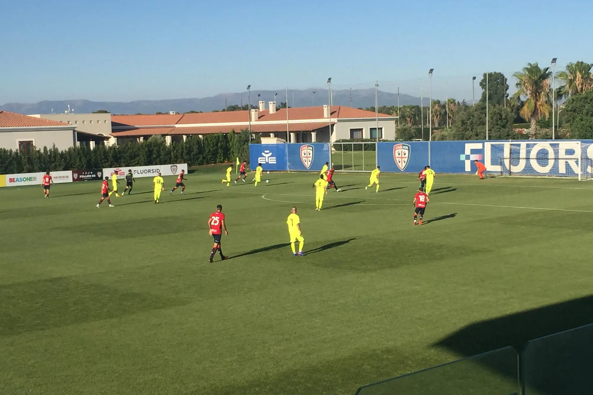 Un momento della partita del Cagliari (L'Unione Sarda - Masu)