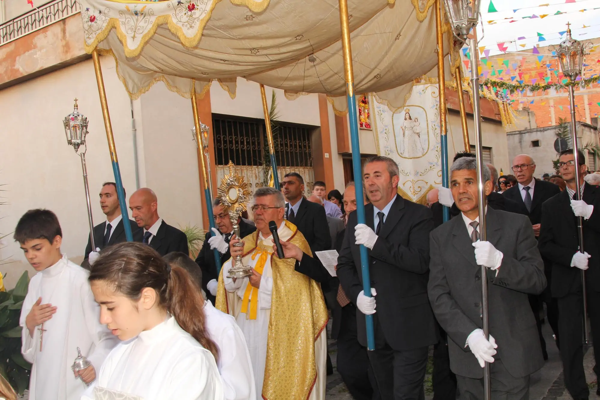 La processione del Corpus Domini in una foto d'epoca