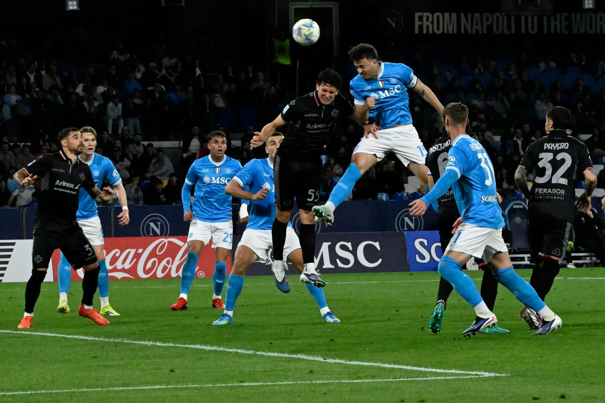 Napoli's defender Amir Rrahmani in action during the Italian Serie A soccer match SSC Napoli vs US Cremonese at Diego Armando Maradona Stadium in Naples, Italy, 24 april 2026. ANSA/ /CIRO FUSCO