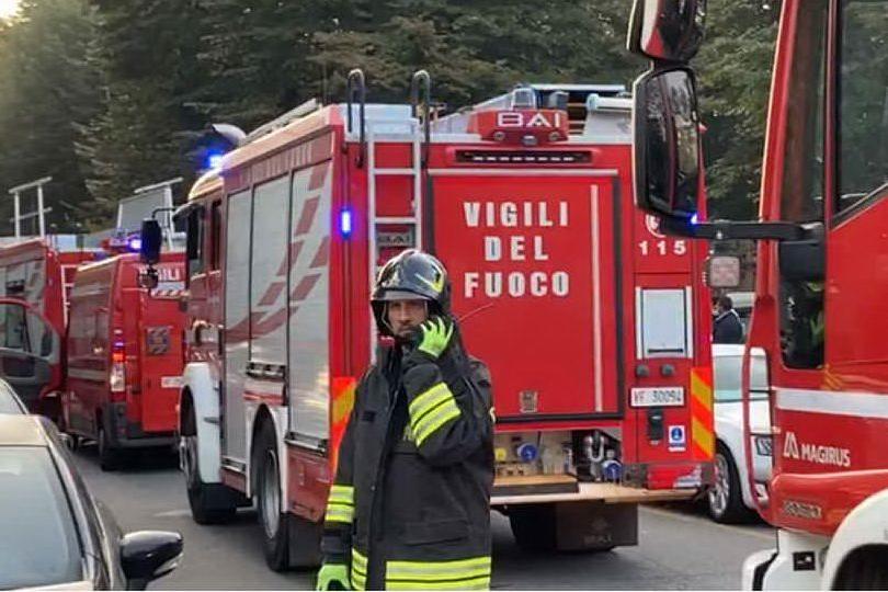 Esplosione in un palazzo di Milano, otto feriti