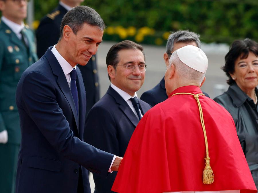 L’auspicio di Sanchez: «Ora ponti di dialogo»