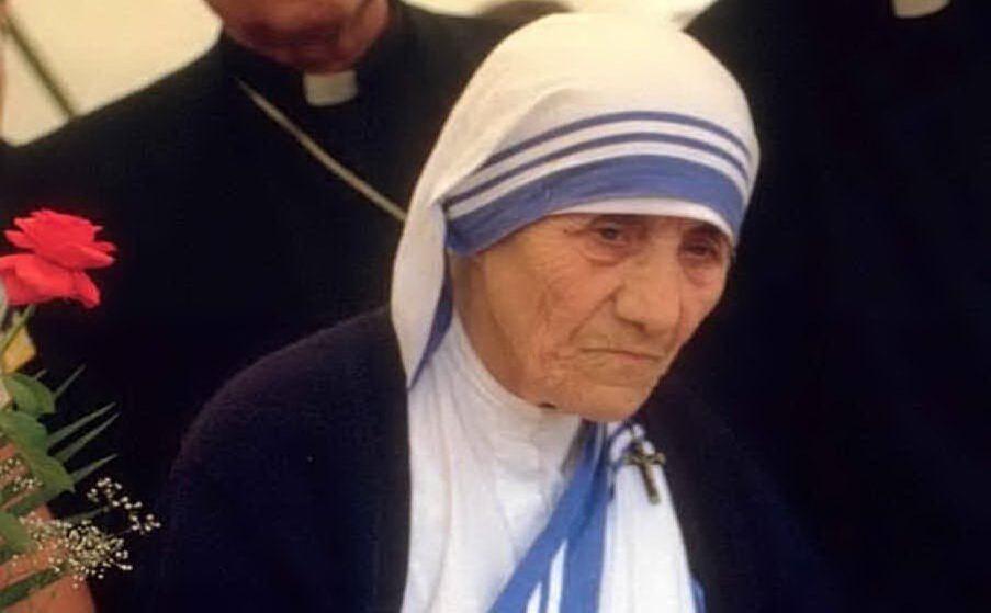 #AccaddeOggi: 24 settembre 1986, Madre Teresa di Calcutta in visita a Cagliari