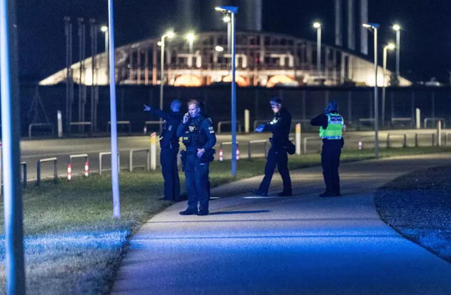 Droni sugli aeroporti di Copenaghen e Oslo: scali chiusi, decine di aerei dirottati