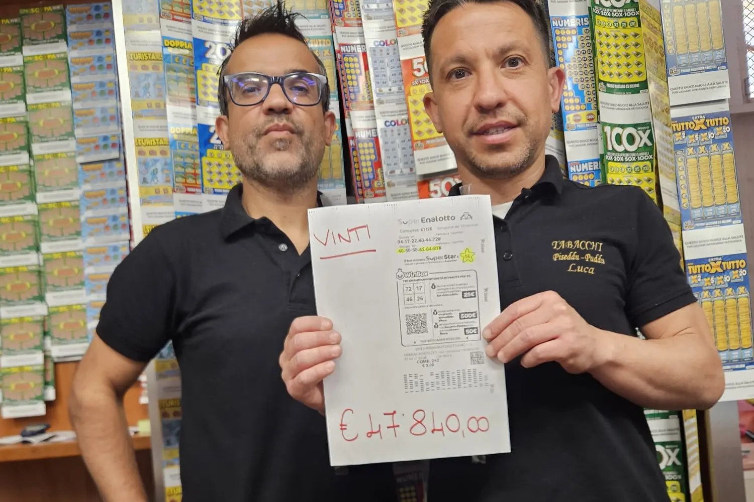 Marco e Luca Piseddu con la schedina vincente