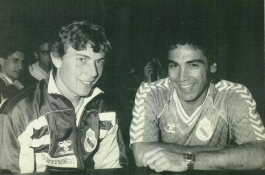 Emilio Butragueño e Hugo Sanchez, stelle del Real Madrid anni Ottanta (archivio L'Unione Sarda)