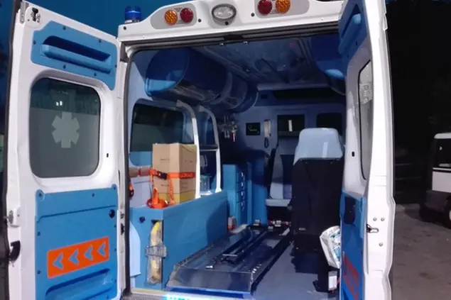 Un'ambulanza (Ansa)