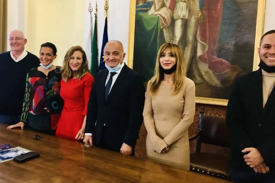 La nuova giunta comunale di Tempio (foto Busia)
