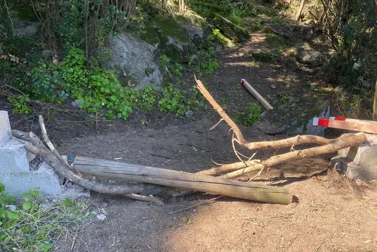 I danni dell'incurzione vandalica