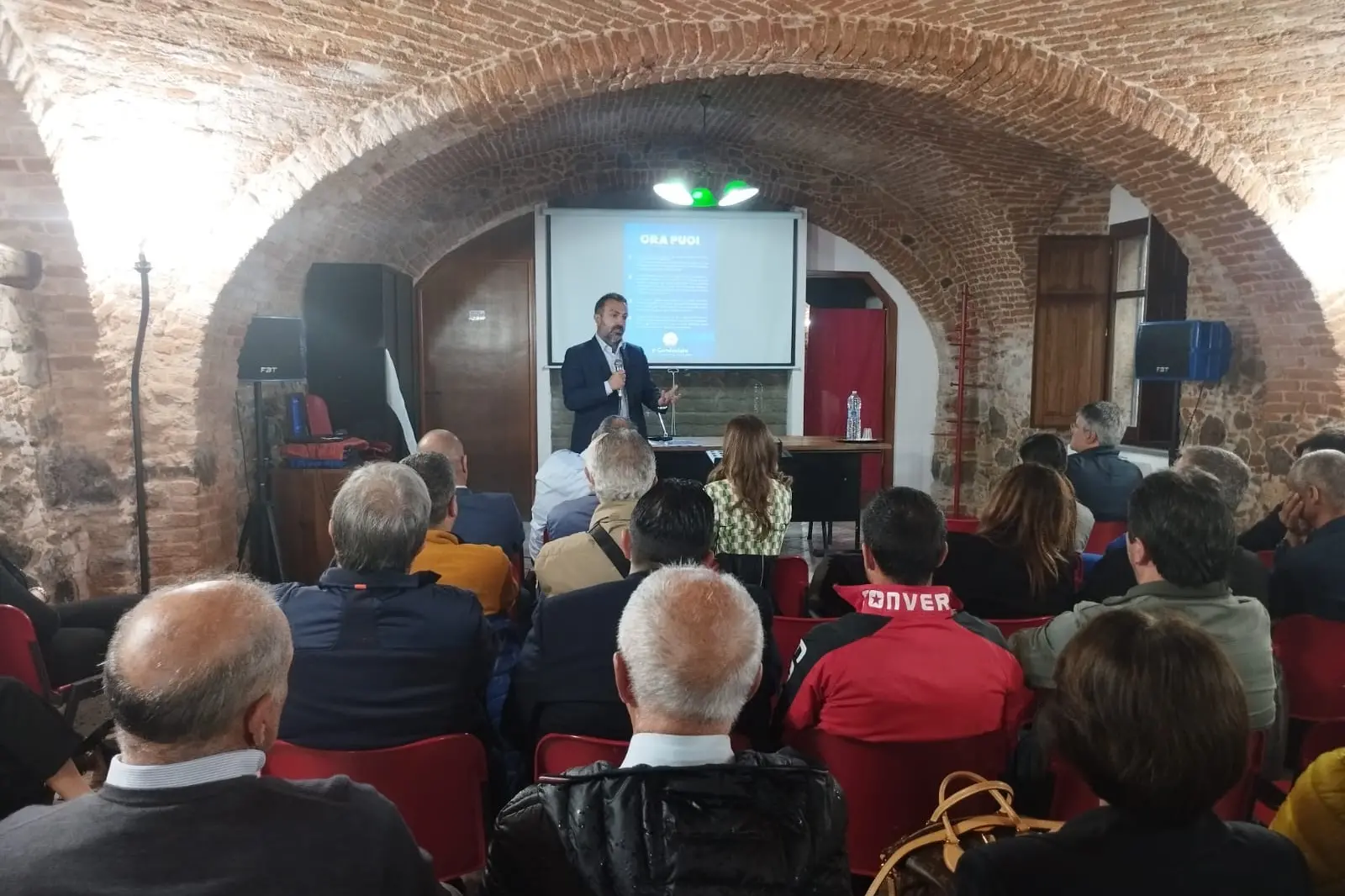 Pais alla riunione della Lega in Sardegna