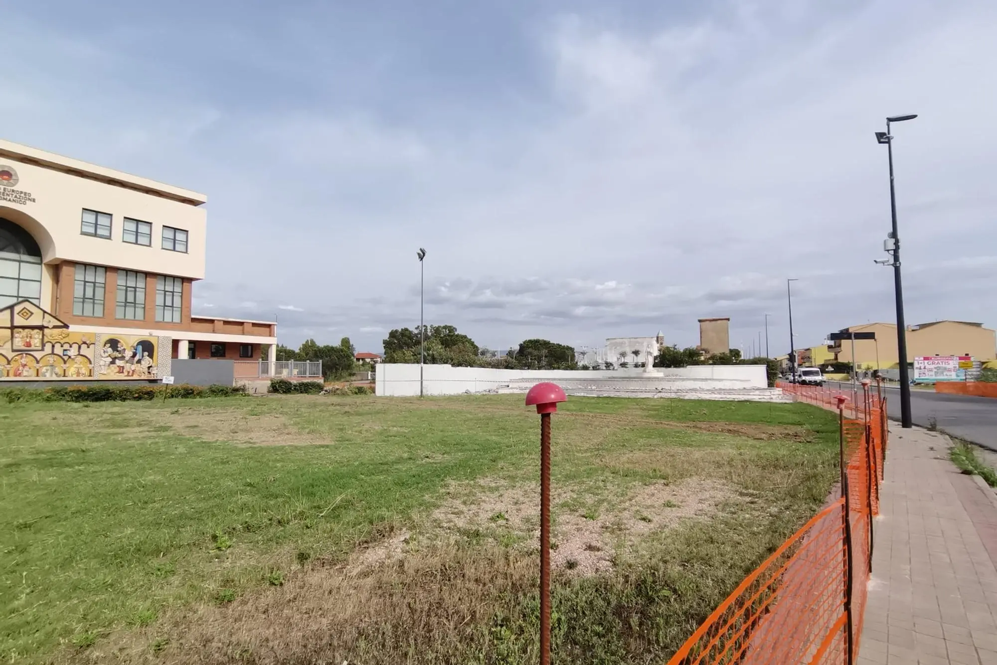 L'area dove sorgerà il Parco del romanico (foto Pinna)
