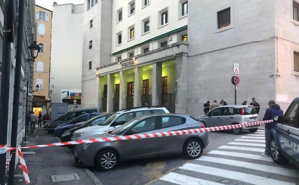 Le vittime sono Pierluigi Rotta, 34 anni di Napoli e Matteo Demenego, 31 anni di Velletri