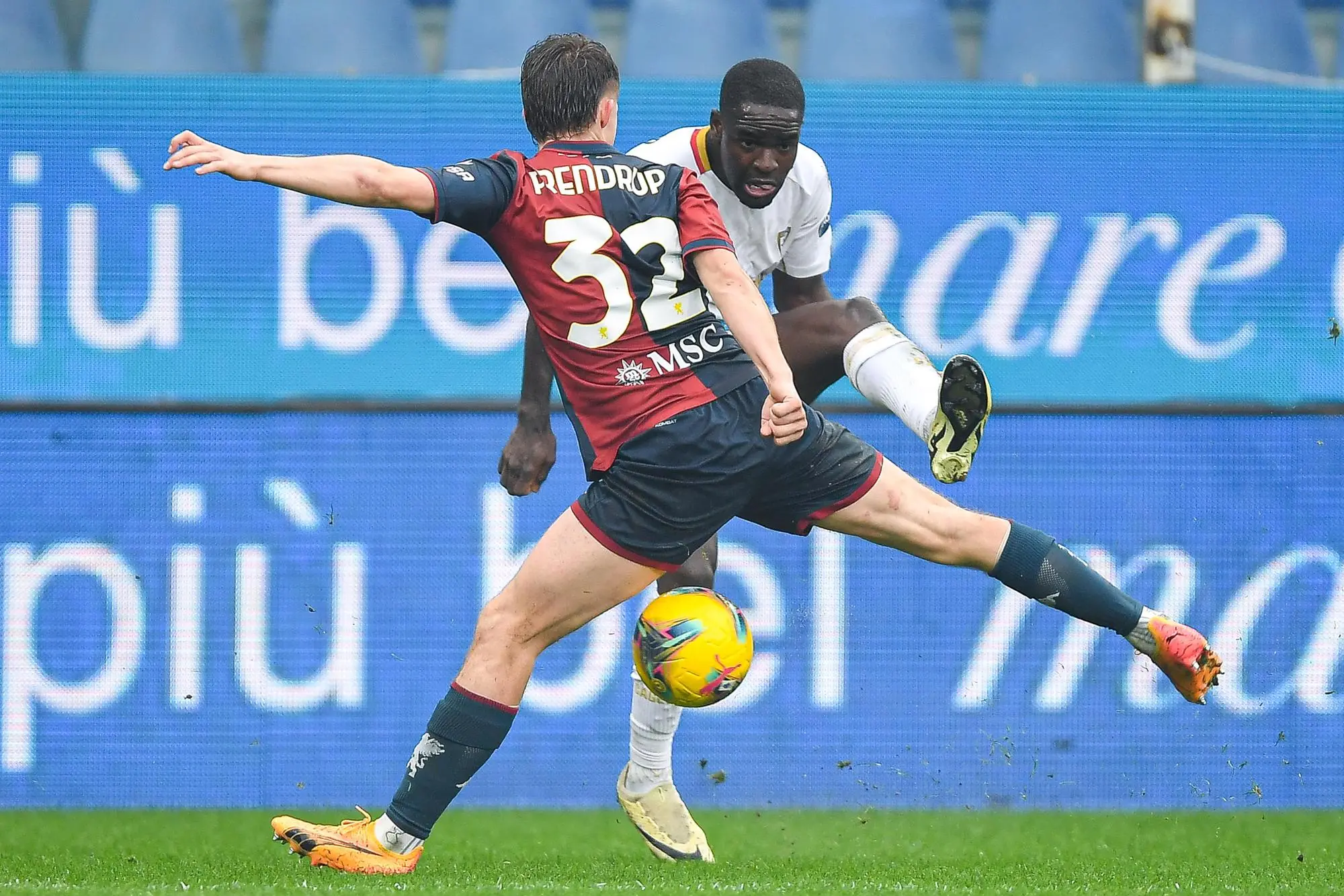 Genoa’s Danish midfielder Morten Frendrup (left) and Cagliari's Angolan forward Zito Luvumbo during the Italian Serie A soccer match Genoa Cfc vs Cagliari Calcio at Luigi Ferraris stadium in Genoa, Italy, 24 November 2024. ANSA/STRINGER