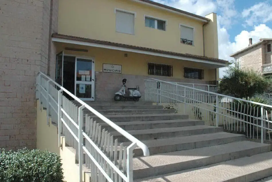 Il municipio di Paulilatino (Archivio L'Unione Sarda)