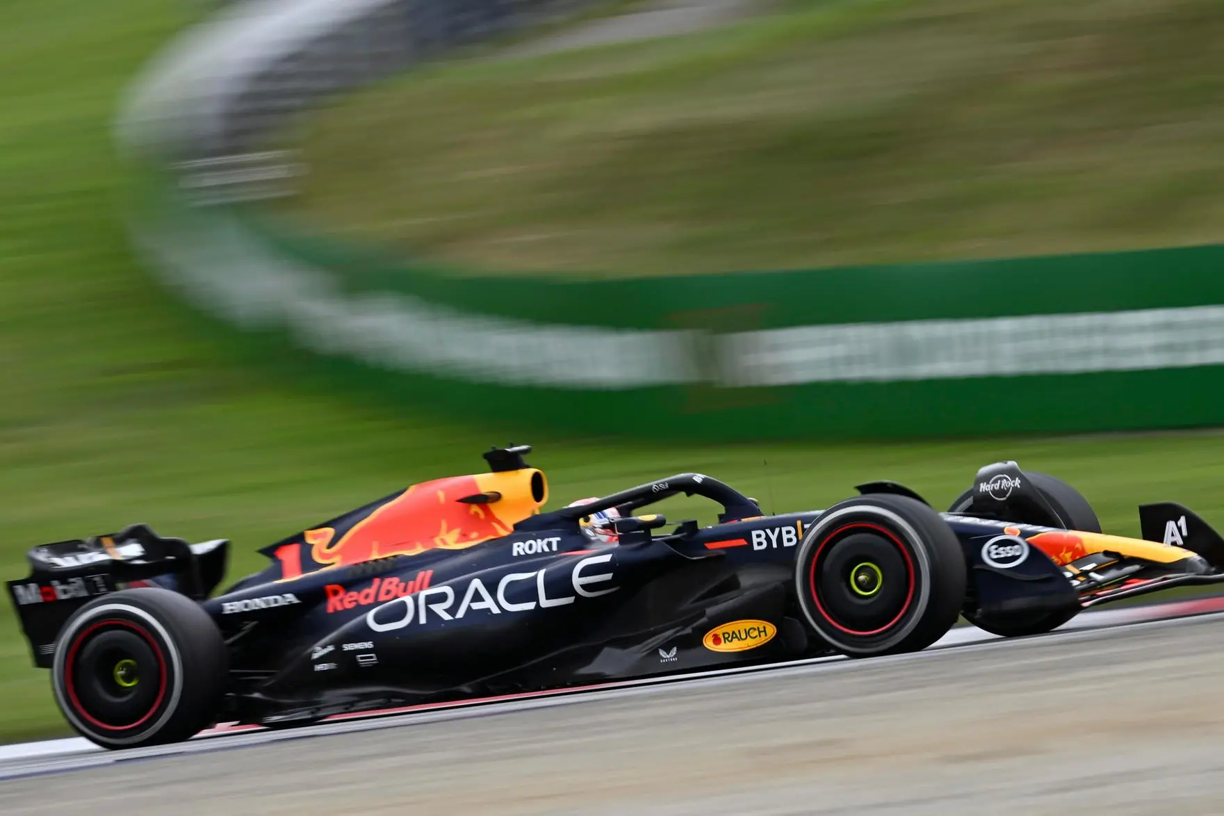 epa10722486 Dutch Formula One driver Max Verstappen of Red Bull Racing during the Formula 1 Austrian Grand Prix at the Red Bull Ring race track in Spielberg, Austria, 02 July 2023. EPA/CHRISTIAN BRUNA