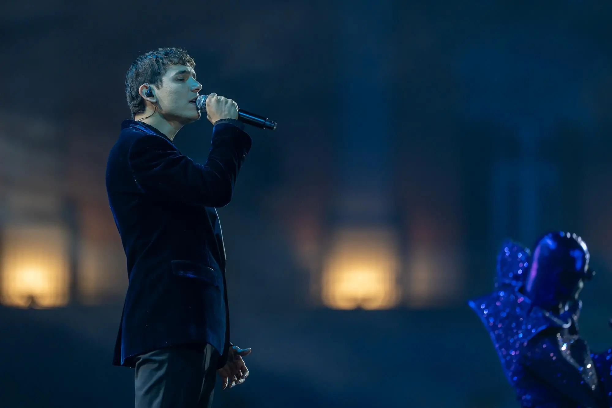 EroCaddeo nella finale di X Factor (foto Sky - Carmine Conte)