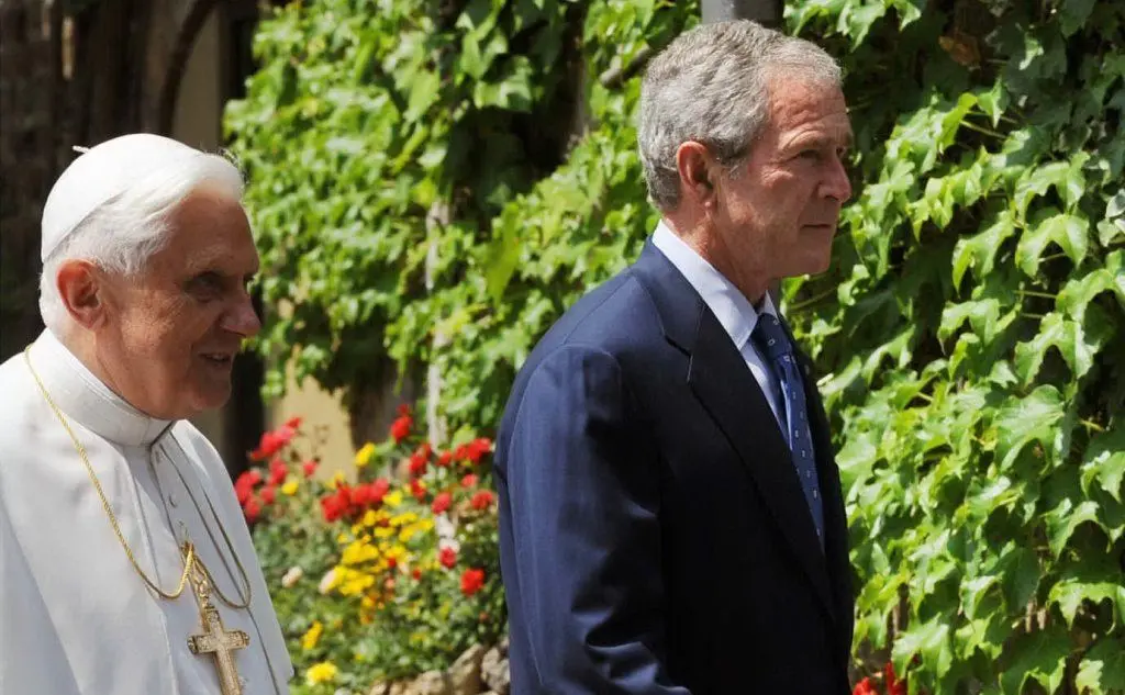 Con il presidente degli Stati Uniti George W. Bush (Ansa)