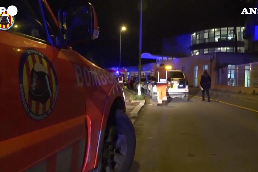 Valencia, scoppia un incendio in una casa di riposo: sei vittime