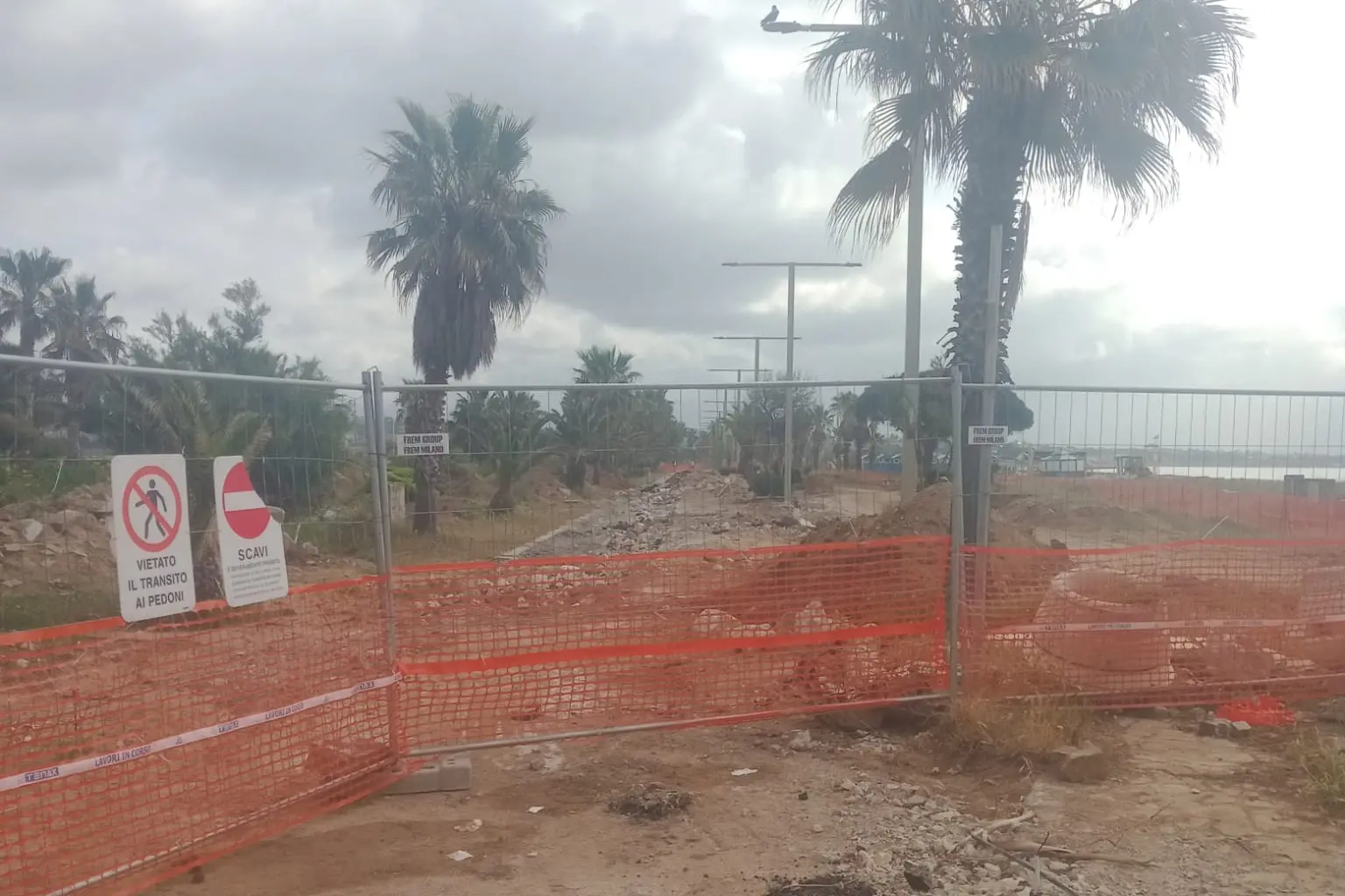 Cantieri al Poetto (foto Daga)