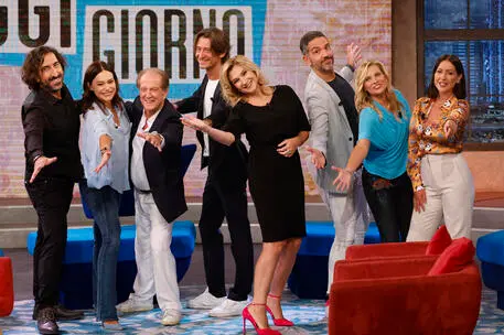 Il cast di &quot;Oggi è un altro giorno&quot; (Ansa - Frustaci)